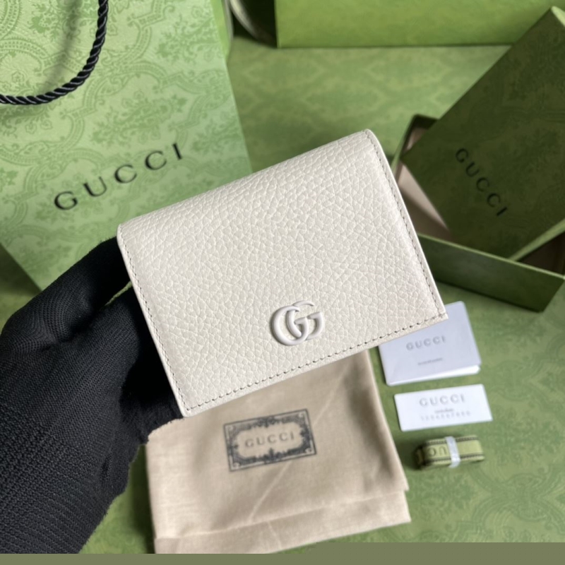 G*u*i wallets & purse